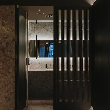 El Moderne Hotel 4*